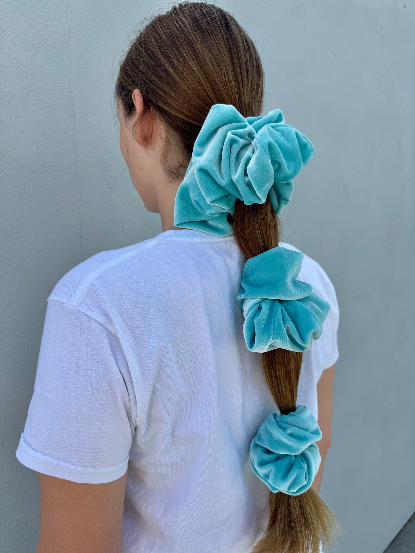 Magnolia Scrunchie - Aqua Velvet 3 sizes