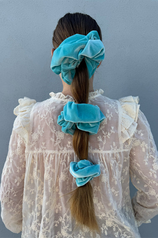 Magnolia Scrunchie - Aqua Velvet 3 sizes